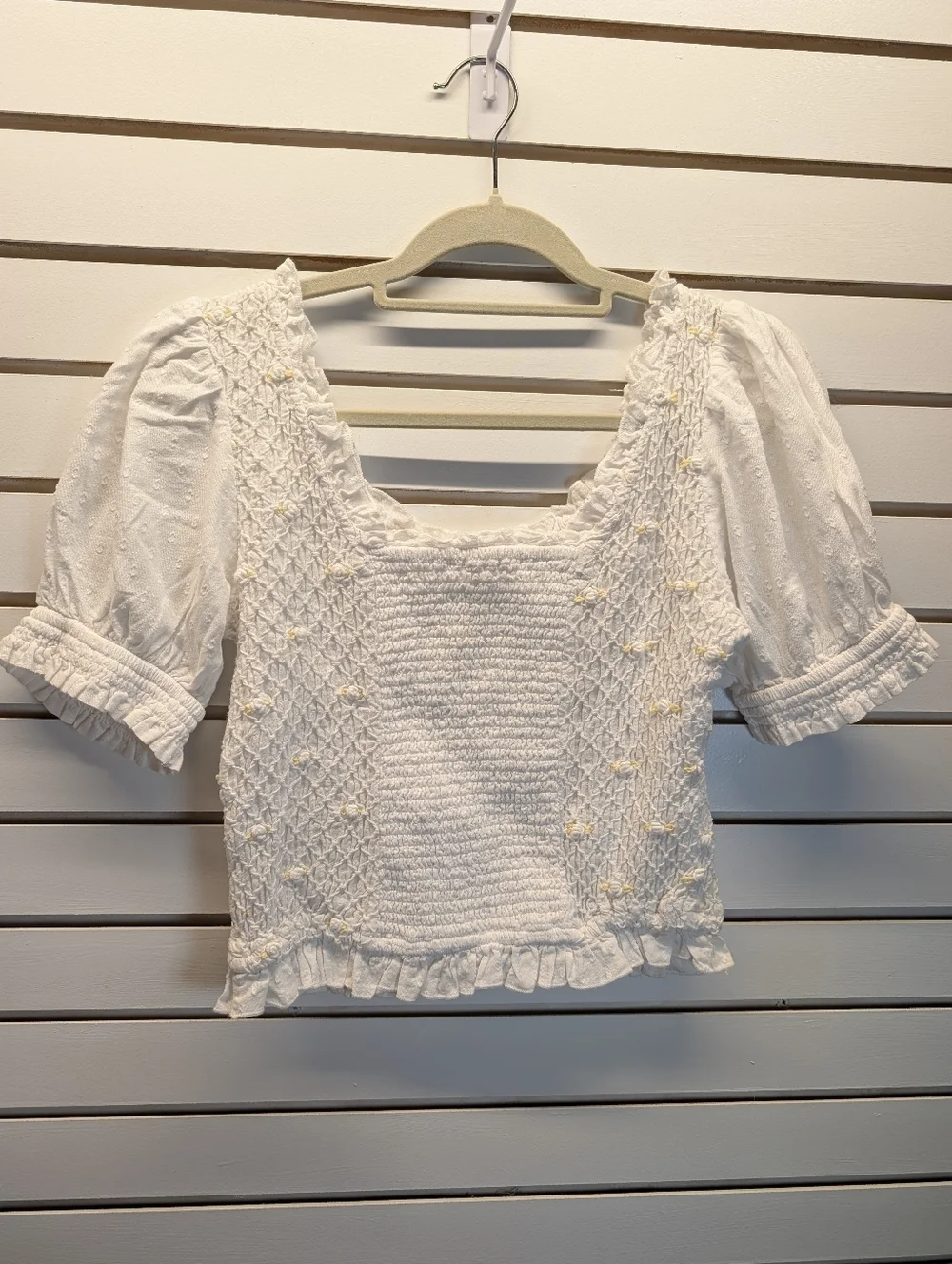 Free People Cecelia Puff Sleeve Smocked embroidered Rosette Cute Top M EUC